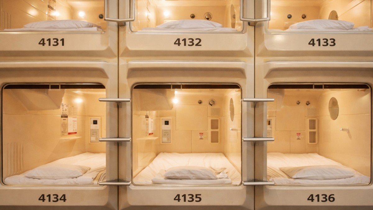 Život v plastové kapsli, byty o velikosti skříně a rozdávání domů zdarma