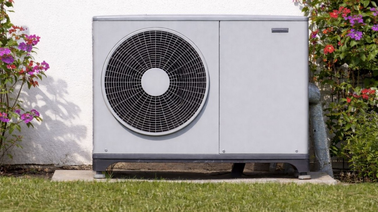 František koupil tepelné čerpadlo za 300 tisíc. Hned po první koupeli toho litoval