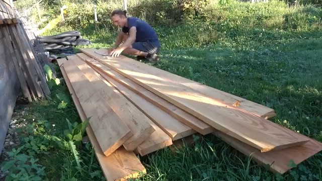 Koupací jezírko svépomocí