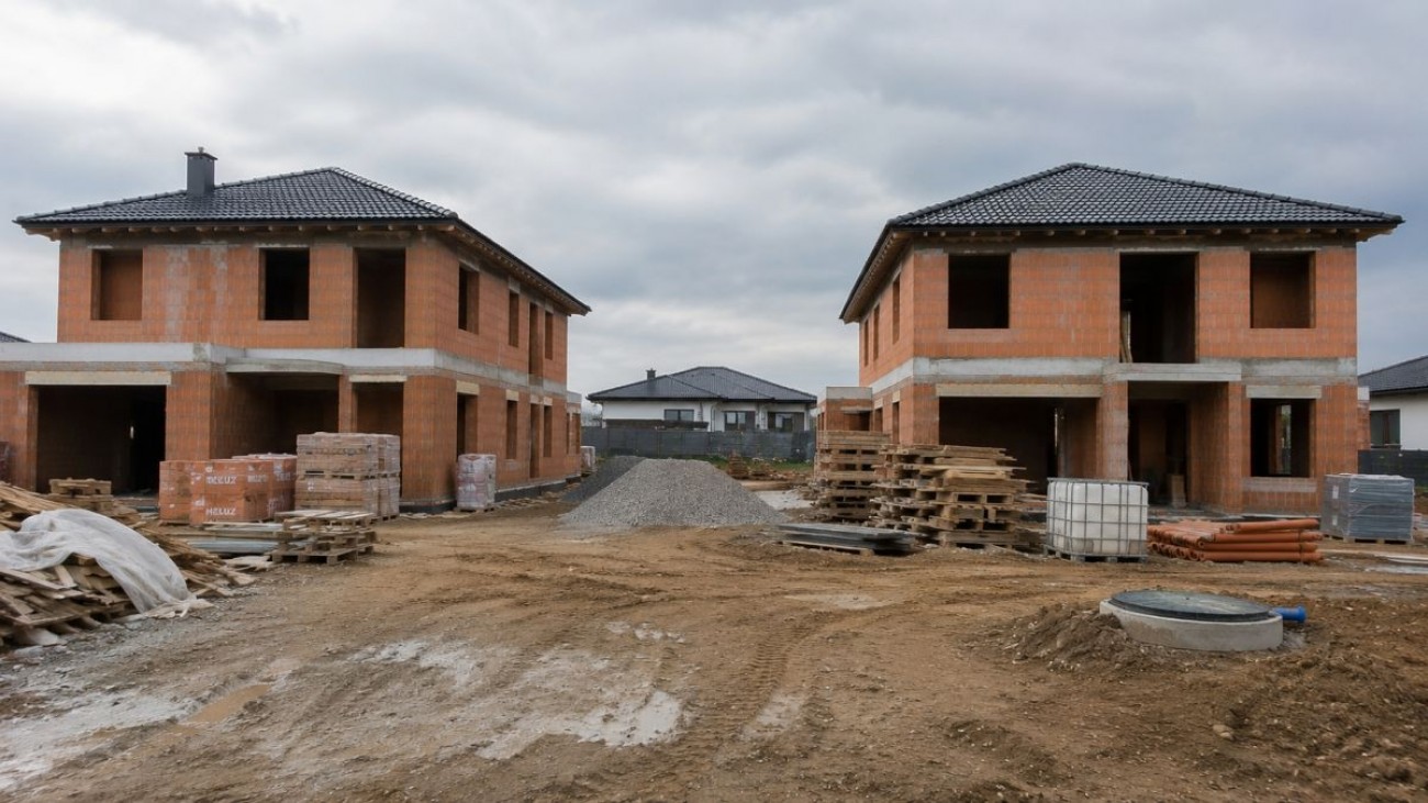 Sousedi chytře načasovali stavbu. Ušetřili tak stovky tisíc 