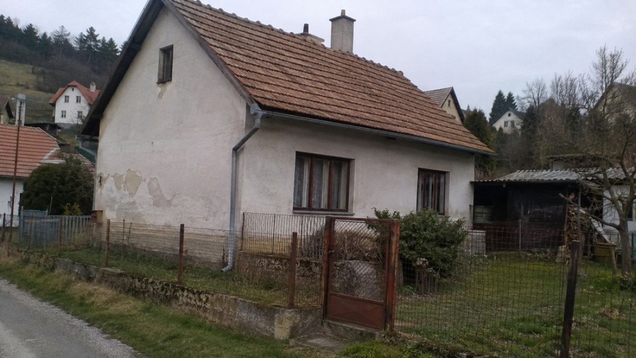 Spotřebu elektřiny snížil na minimum