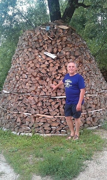 dřevník