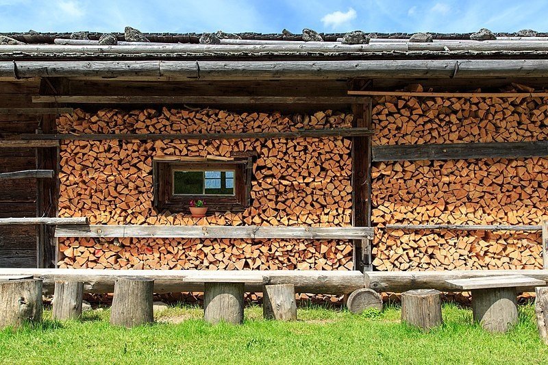 dřevník